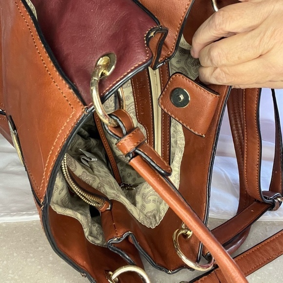 Simply Noelle CrossBody/Shoulder Bag, SZ 15”X6”x 12” Approximate, Many Pockets - Picture 6 of 16